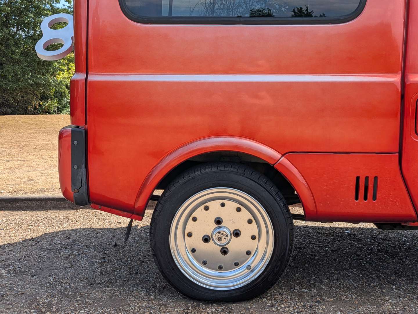 <p>1999 DAIHATSU MIDGET II DE DELUXE</p>