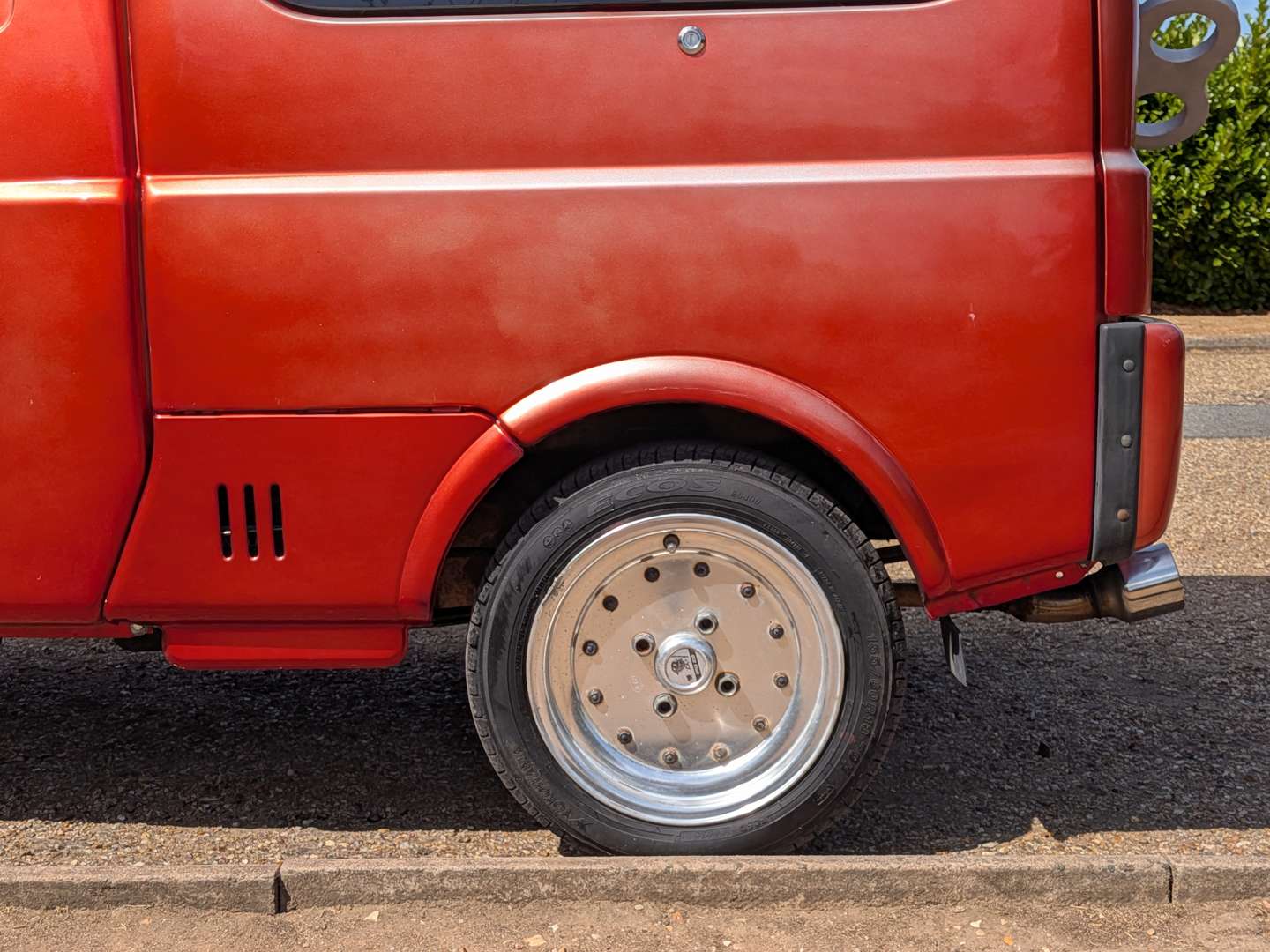<p>1999 DAIHATSU MIDGET II DE DELUXE</p>