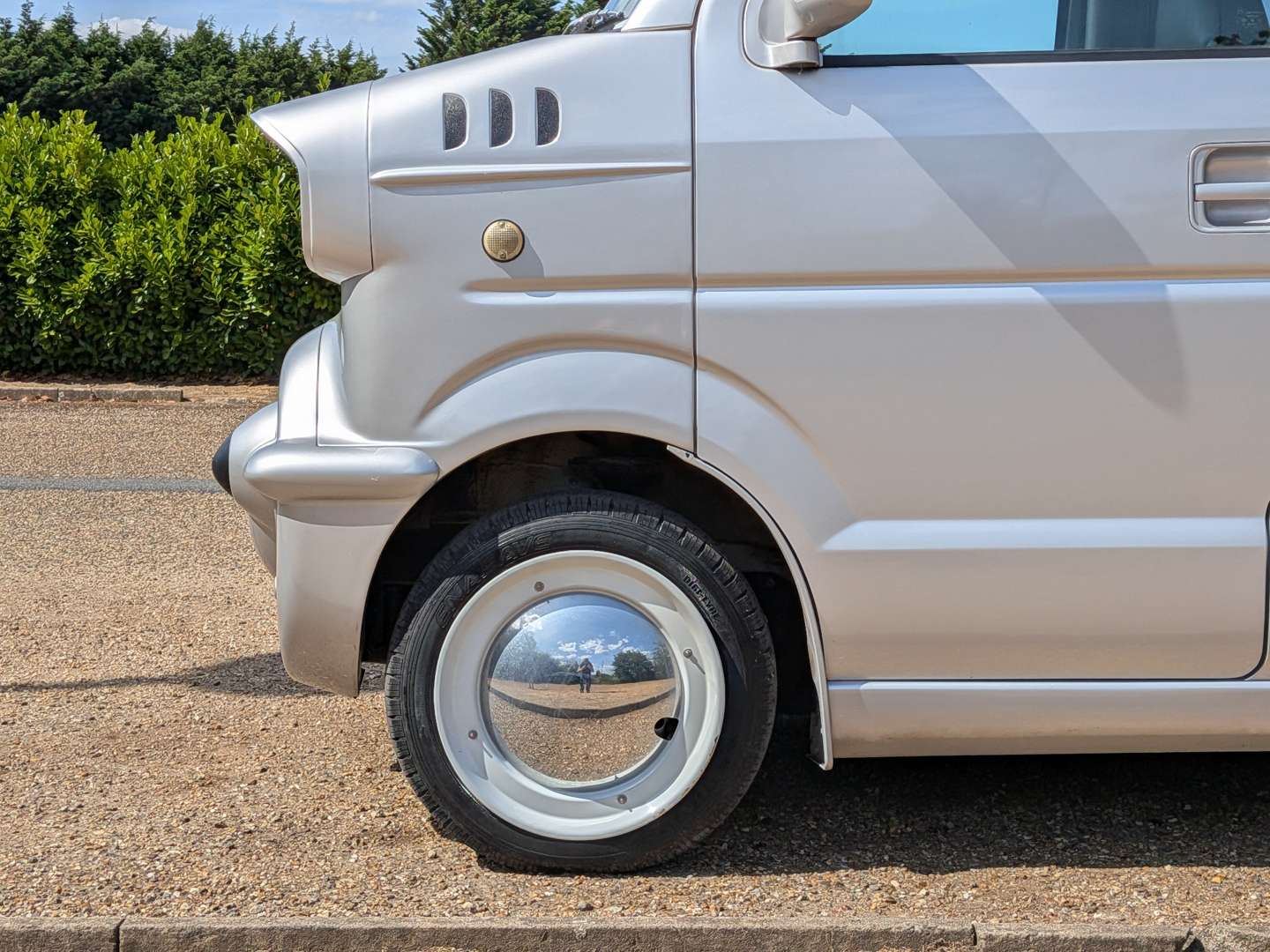 <p>2011 SUZUKI EVERY MINI RETRO CAMPER</p>