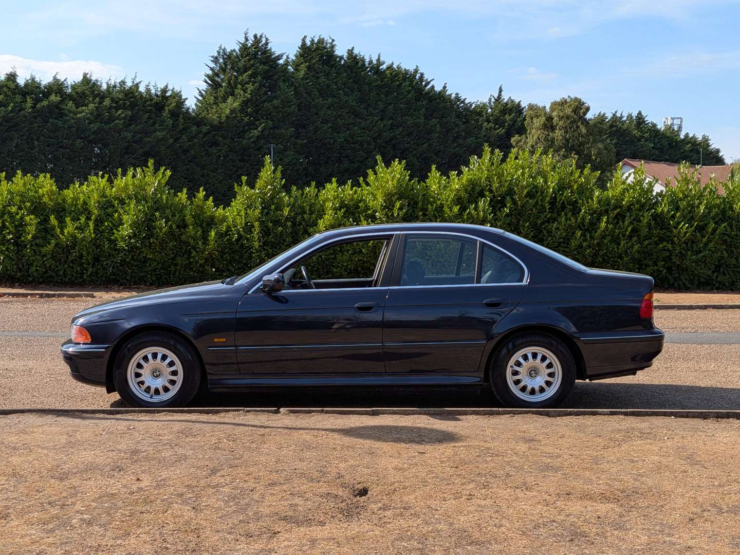 <p>2000 BMW 525I E39 - 32k MILES FROM NEW</p>