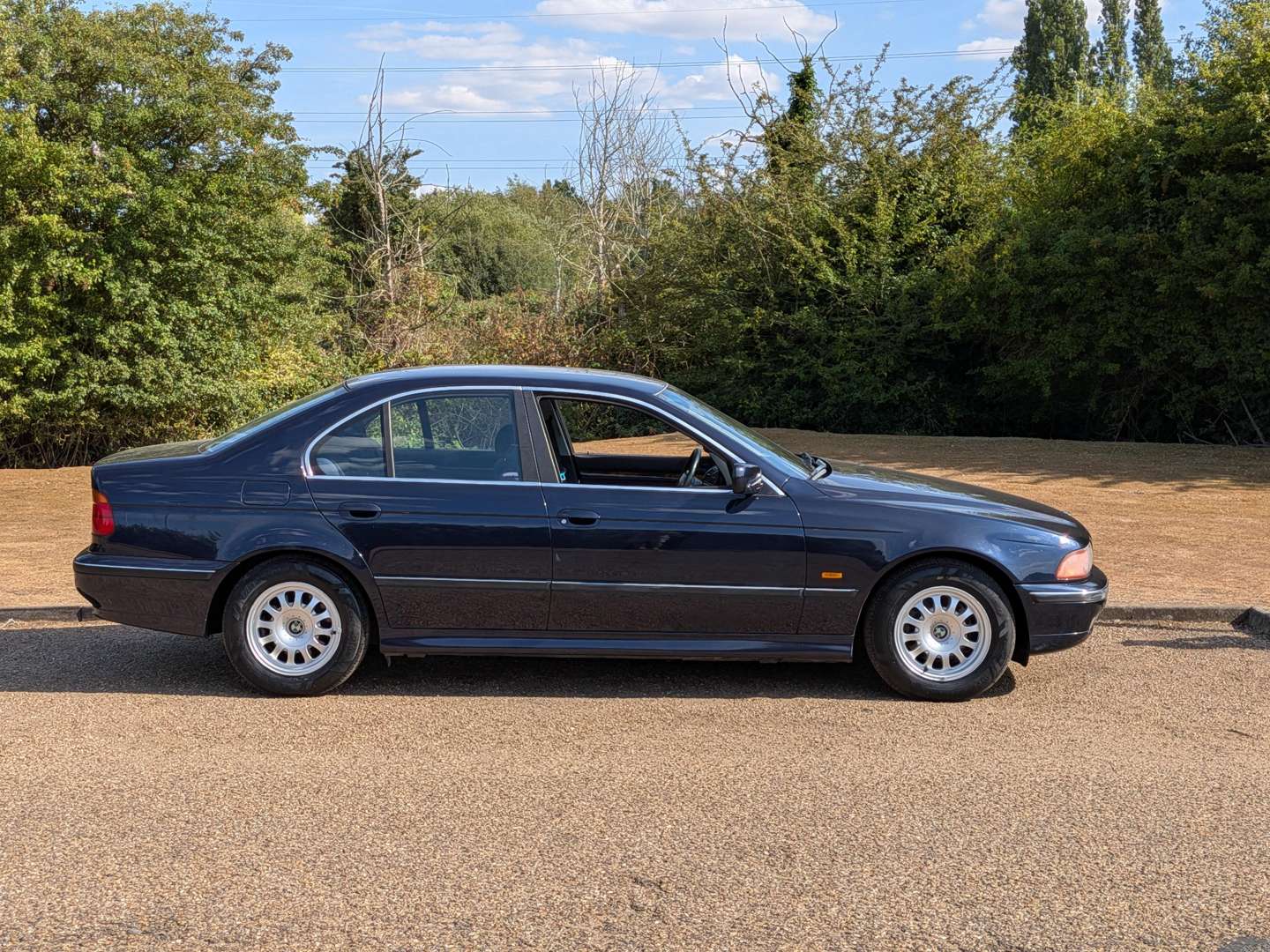 <p>2000 BMW 525I E39 - 32k MILES FROM NEW</p>