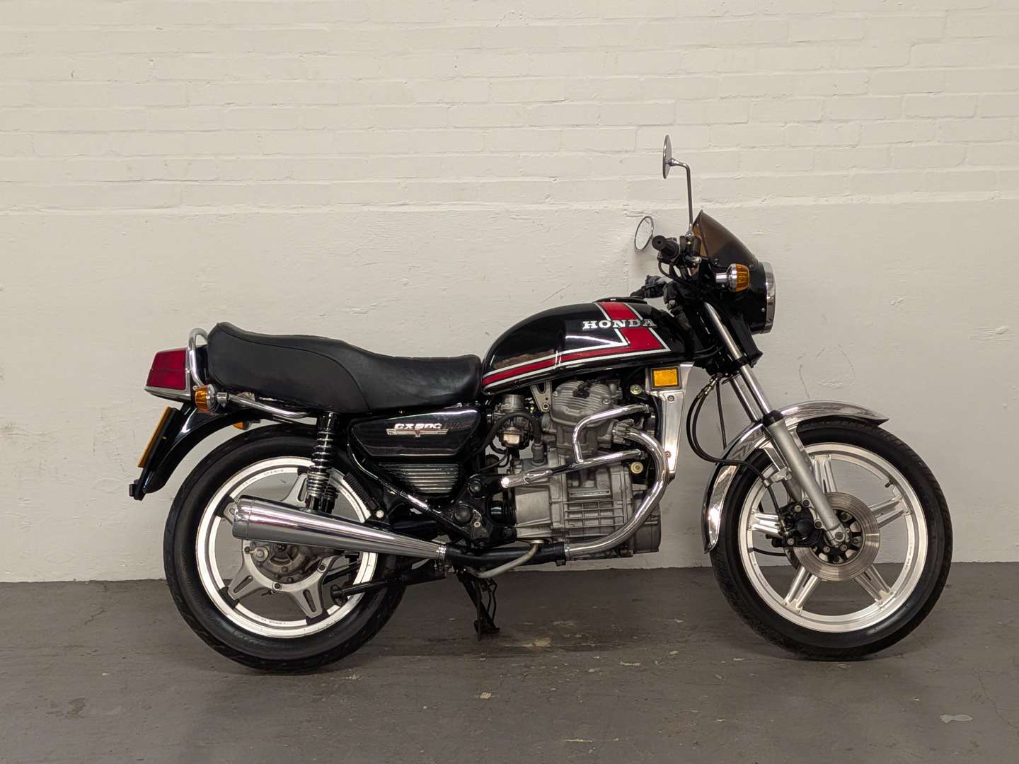 <p>1981 HONDA CX500</p>