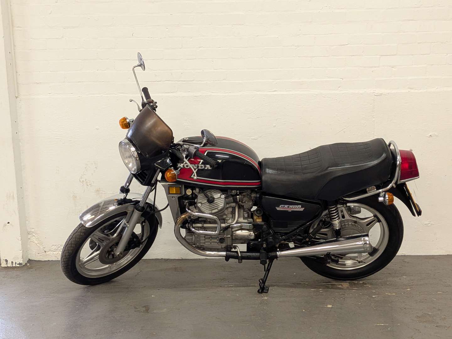 <p>1981 HONDA CX500</p>