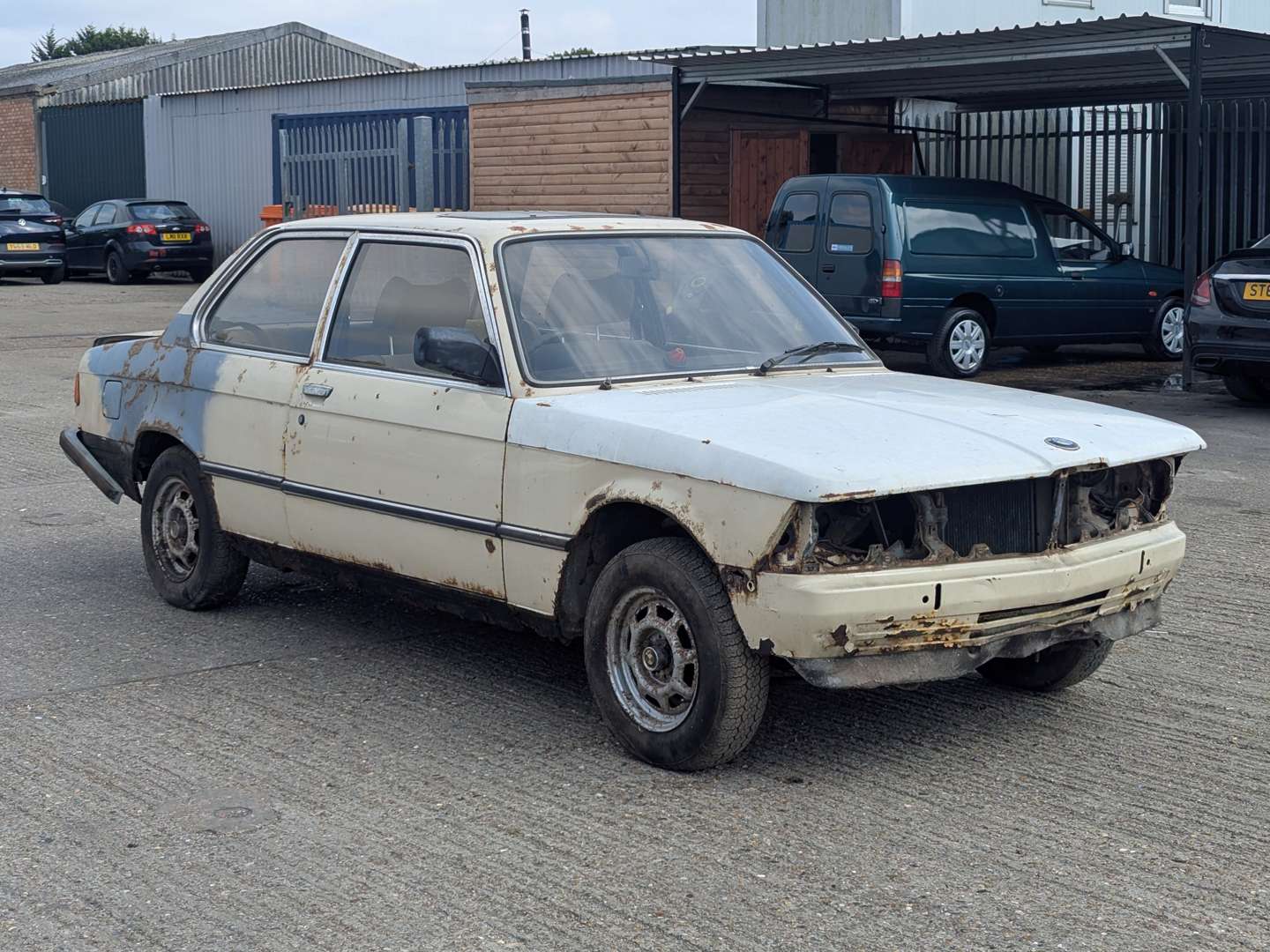 <p>1980 BMW 316 E21</p>