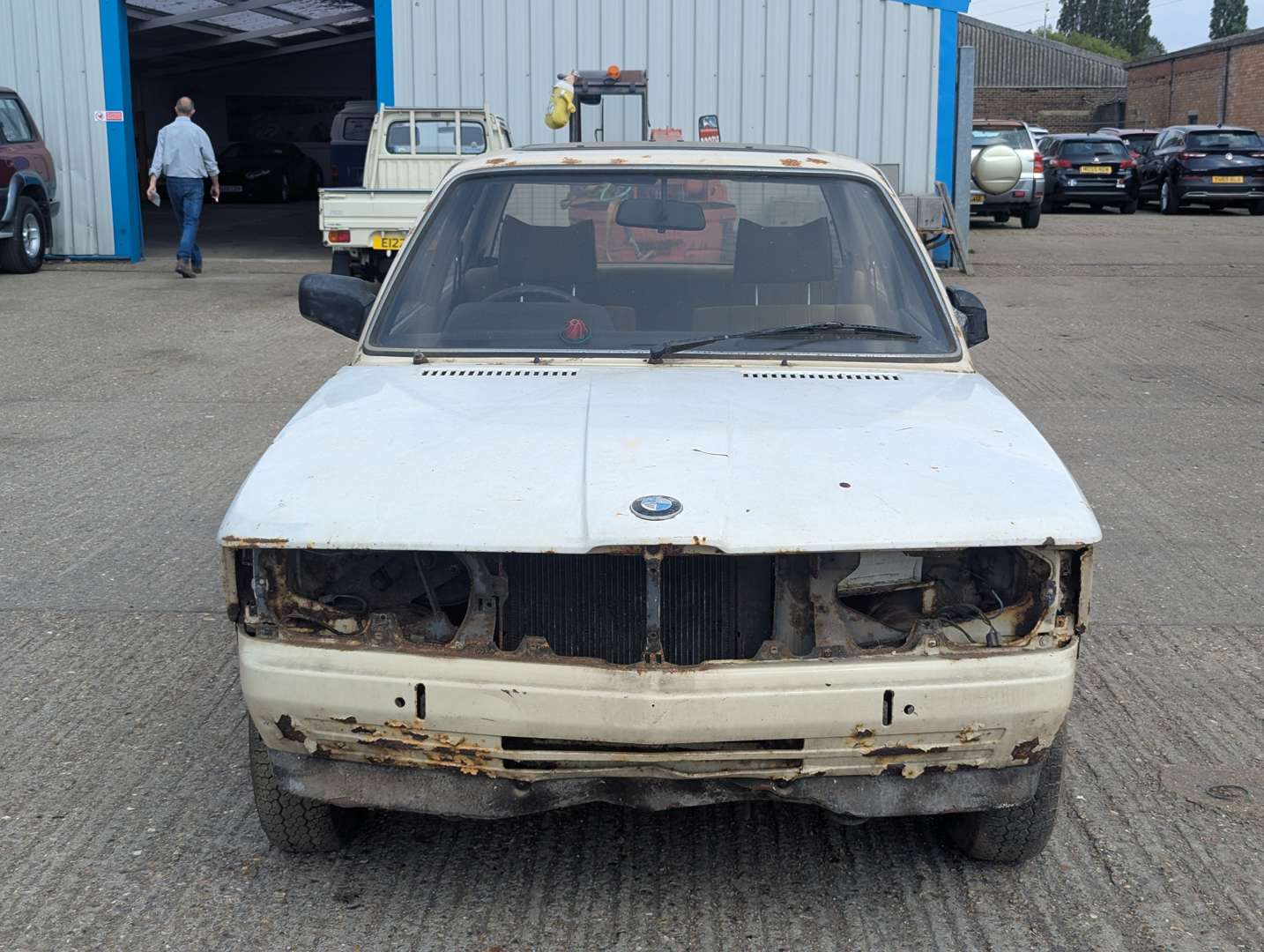 <p>1980 BMW 316 E21</p>