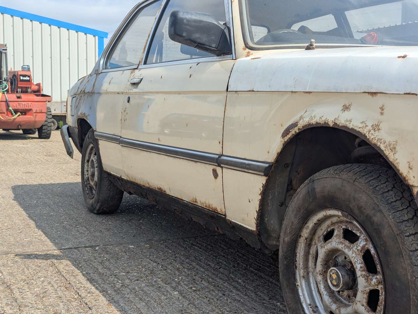 <p>1980 BMW 316 E21</p>