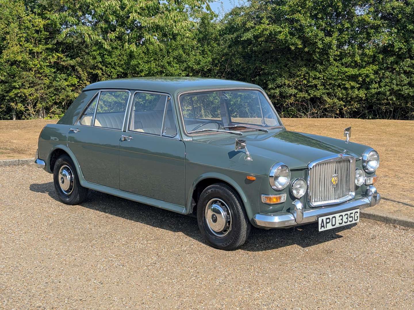 <p>1968 VANDEN PLAS 1300 PRINCESS</p>