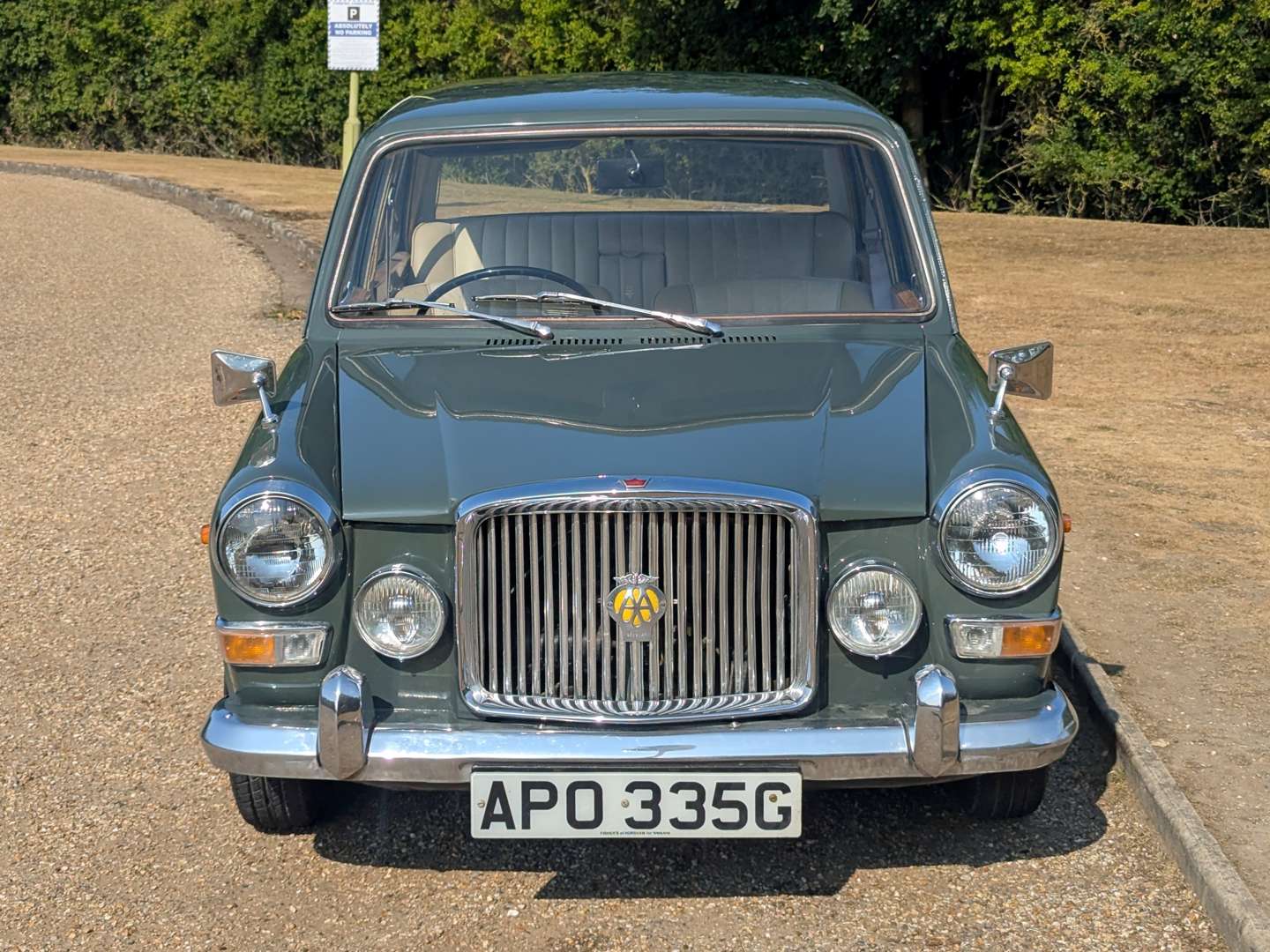 <p>1968 VANDEN PLAS 1300 PRINCESS</p>