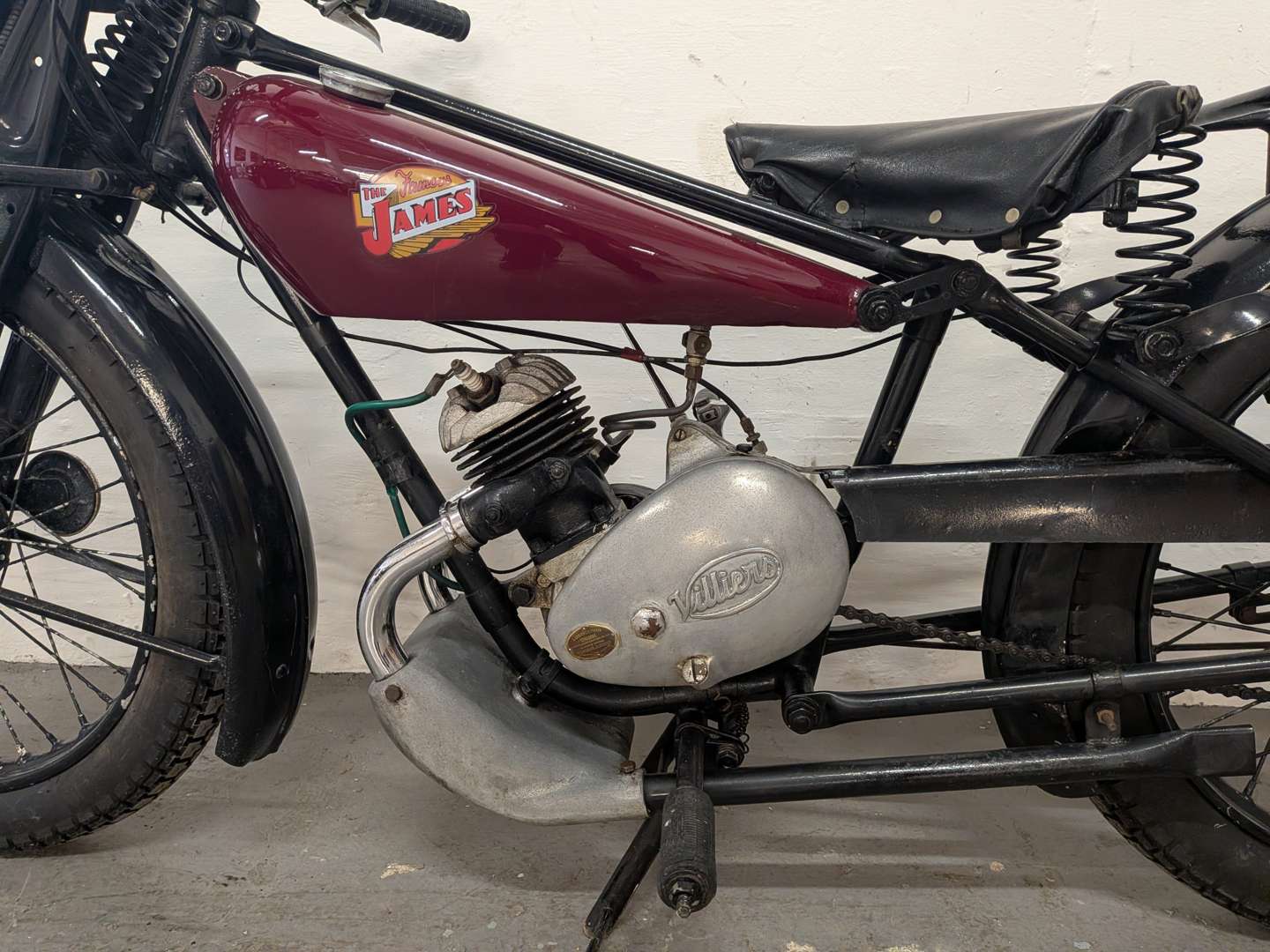 <p>1937 JAMES 125CC</p>