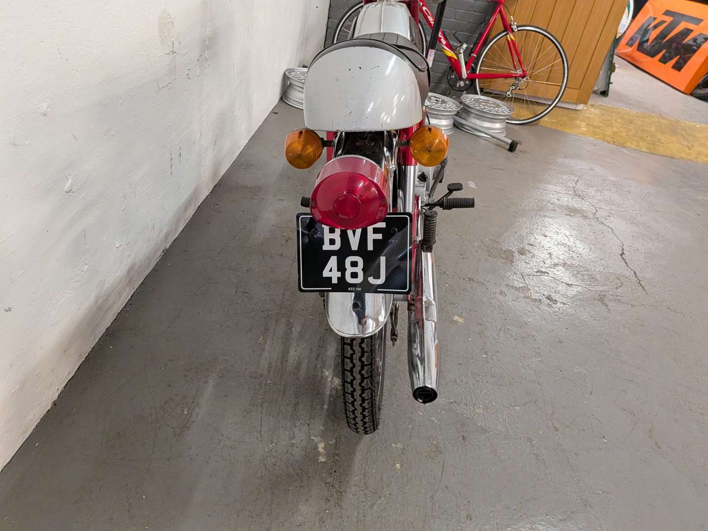 <p>1971 SUZUKI A100</p>