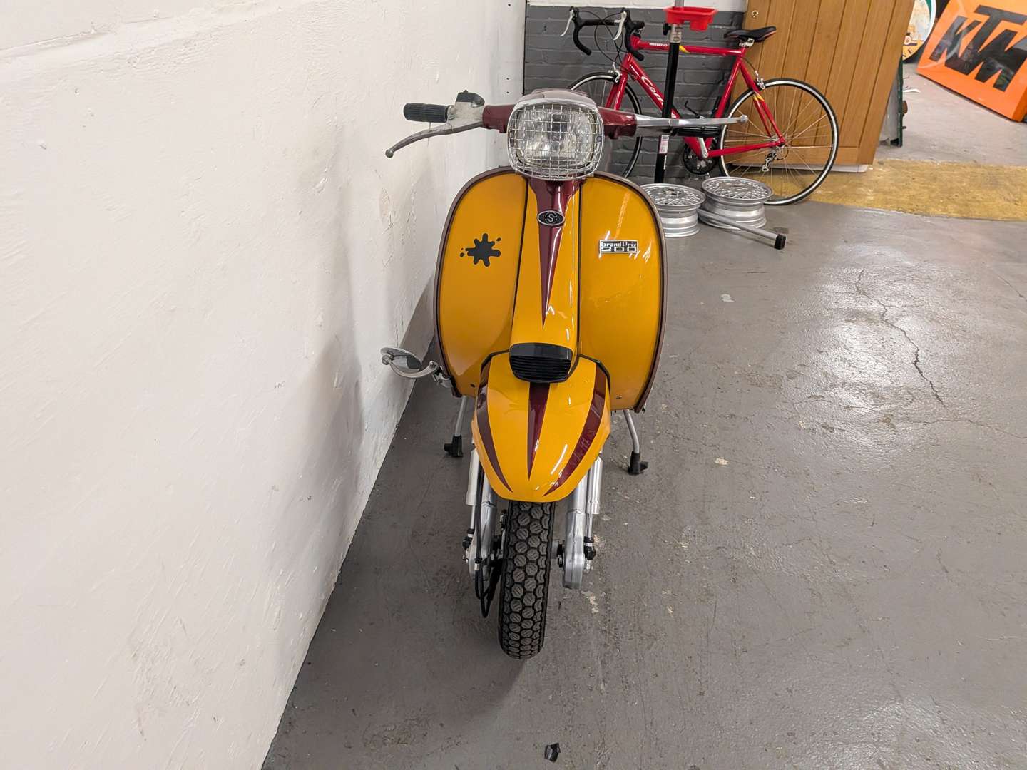 <p>1996 LAMBRETTA GP150</p>