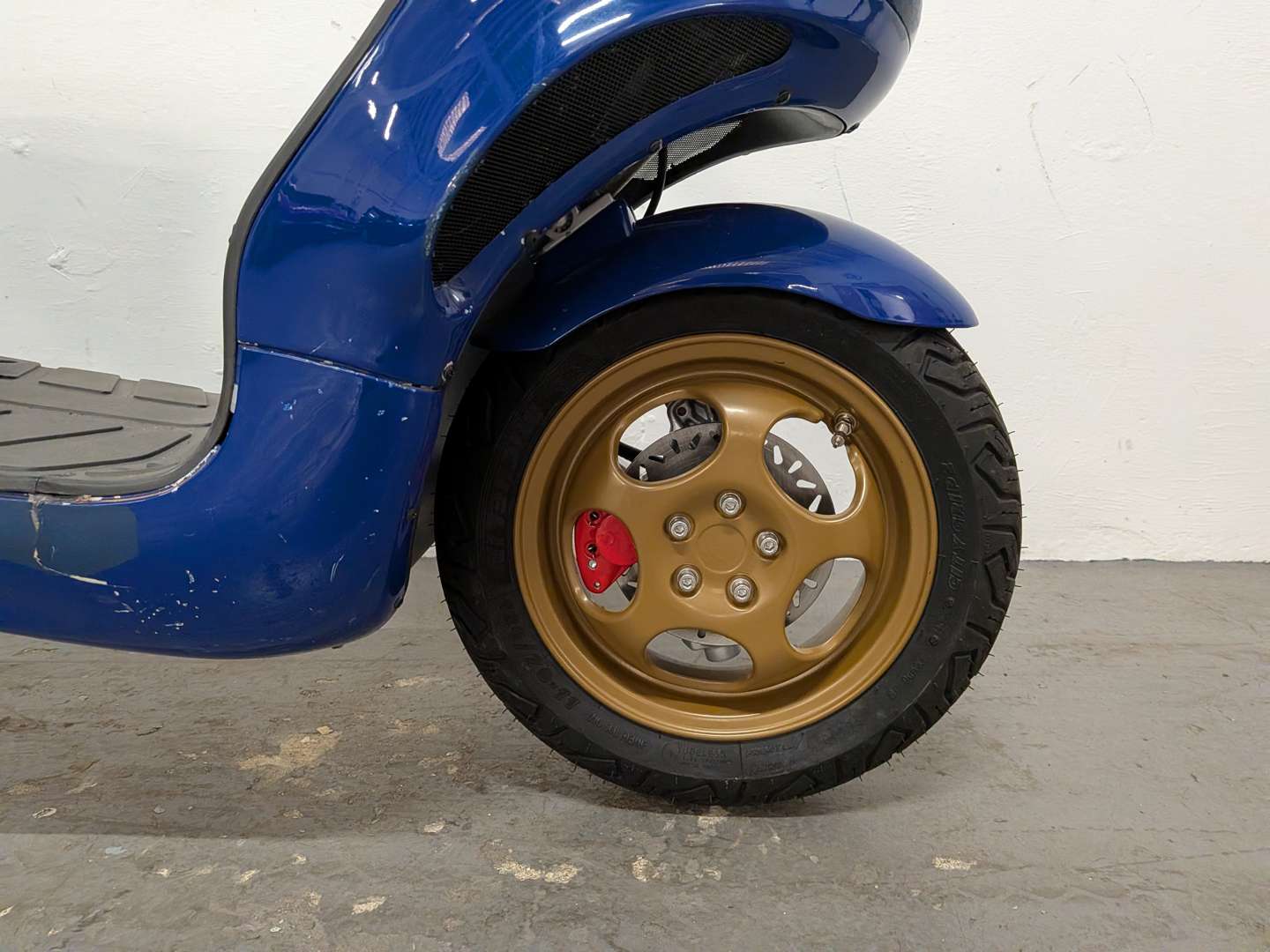 <p>2002 ITALJET F50 LC</p>