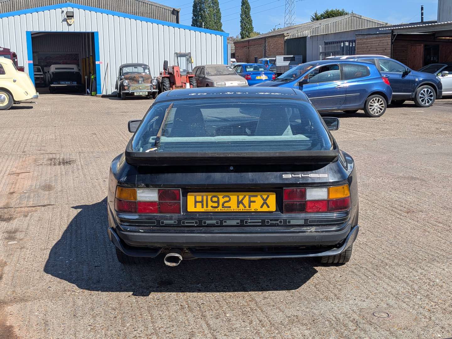 <p>1991 PORSCHE 944 S2</p>
