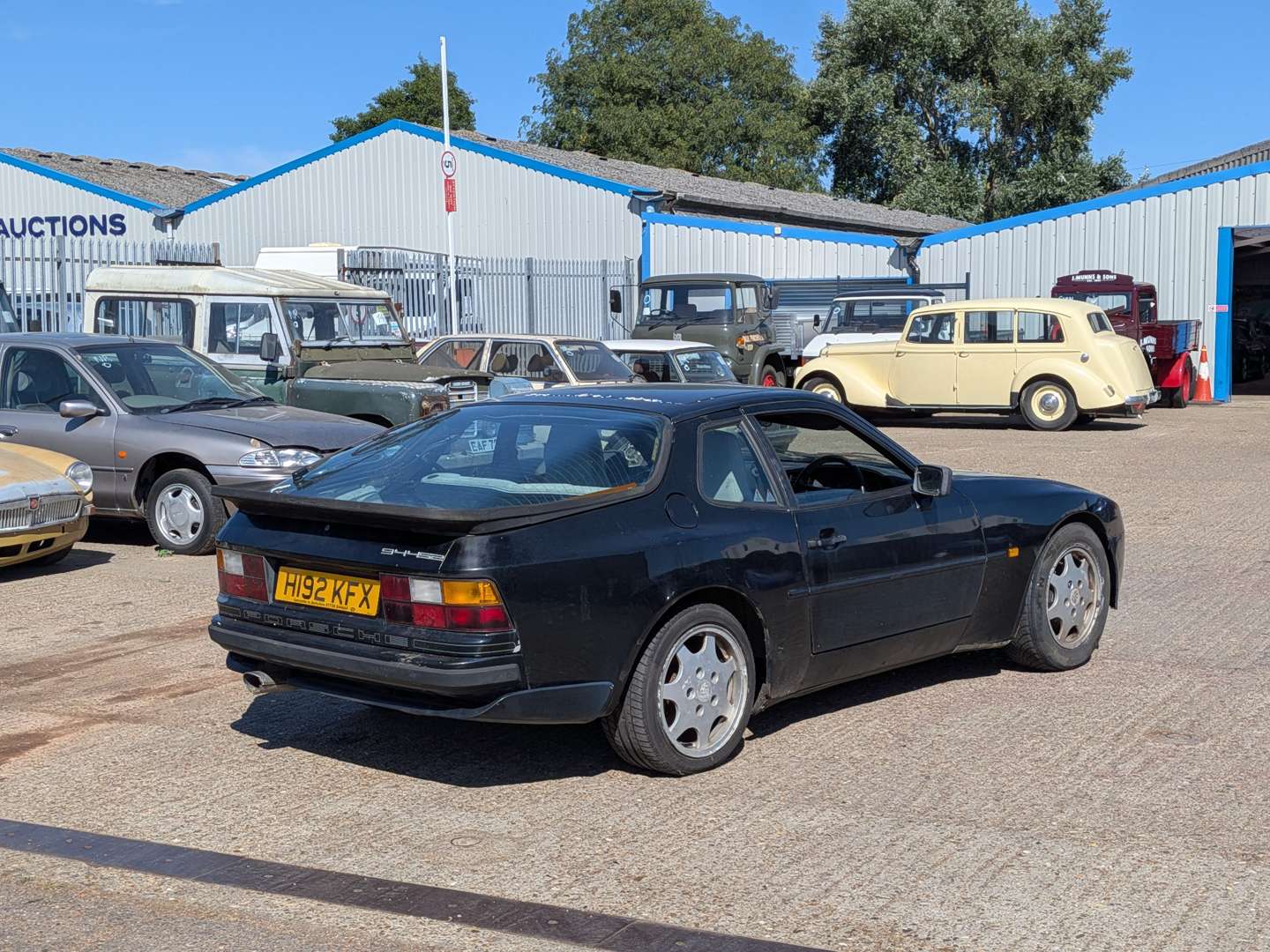 <p>1991 PORSCHE 944 S2</p>