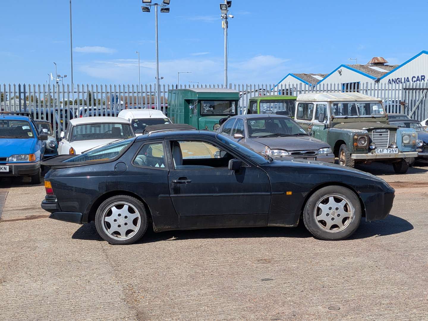 <p>1991 PORSCHE 944 S2</p>