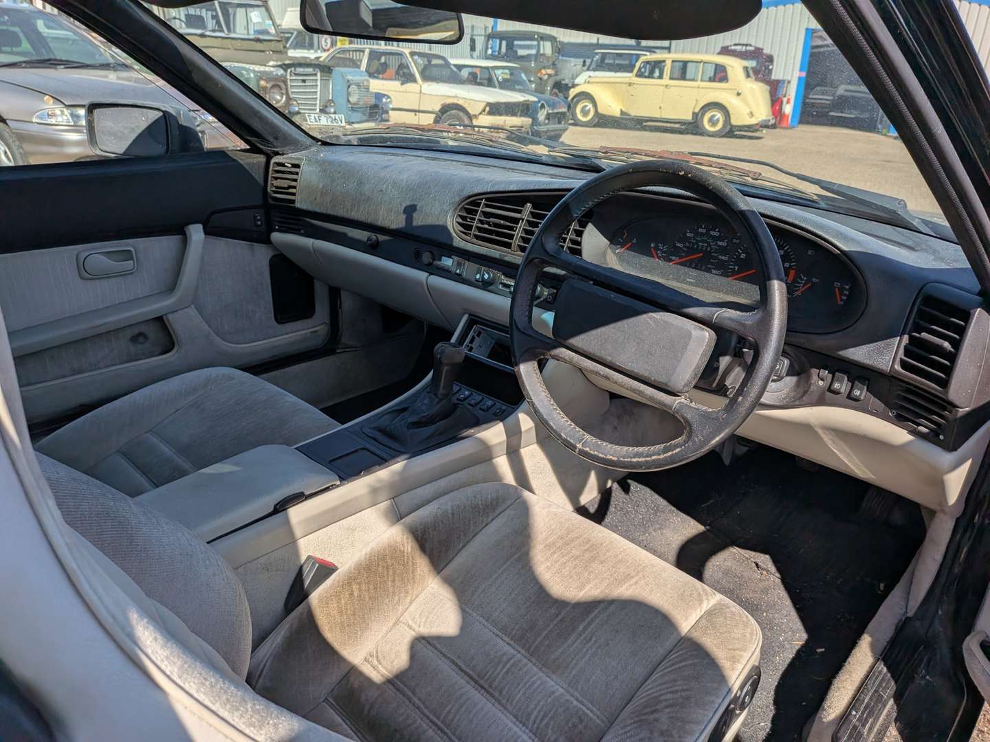 <p>1991 PORSCHE 944 S2</p>