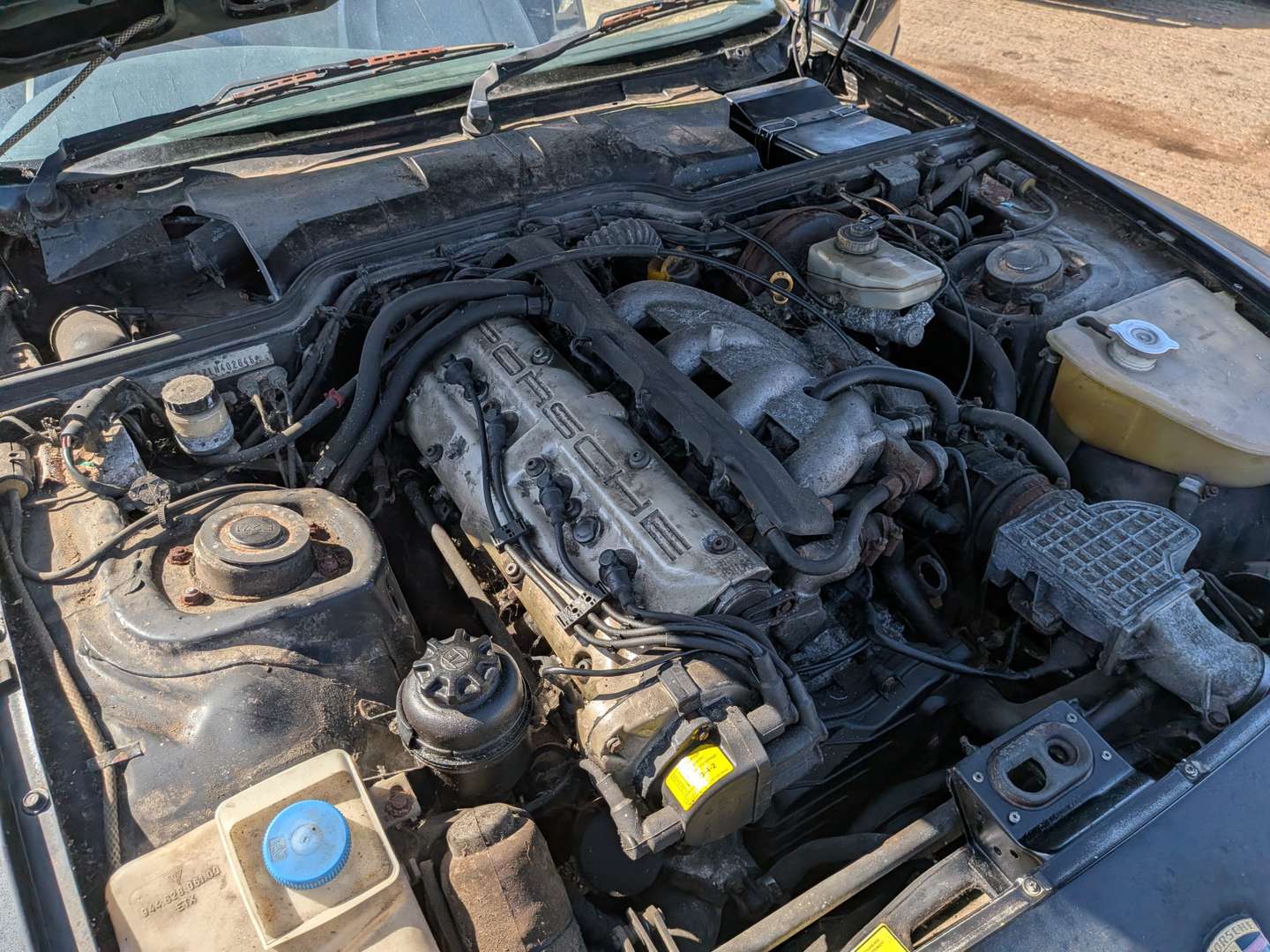 <p>1991 PORSCHE 944 S2</p>