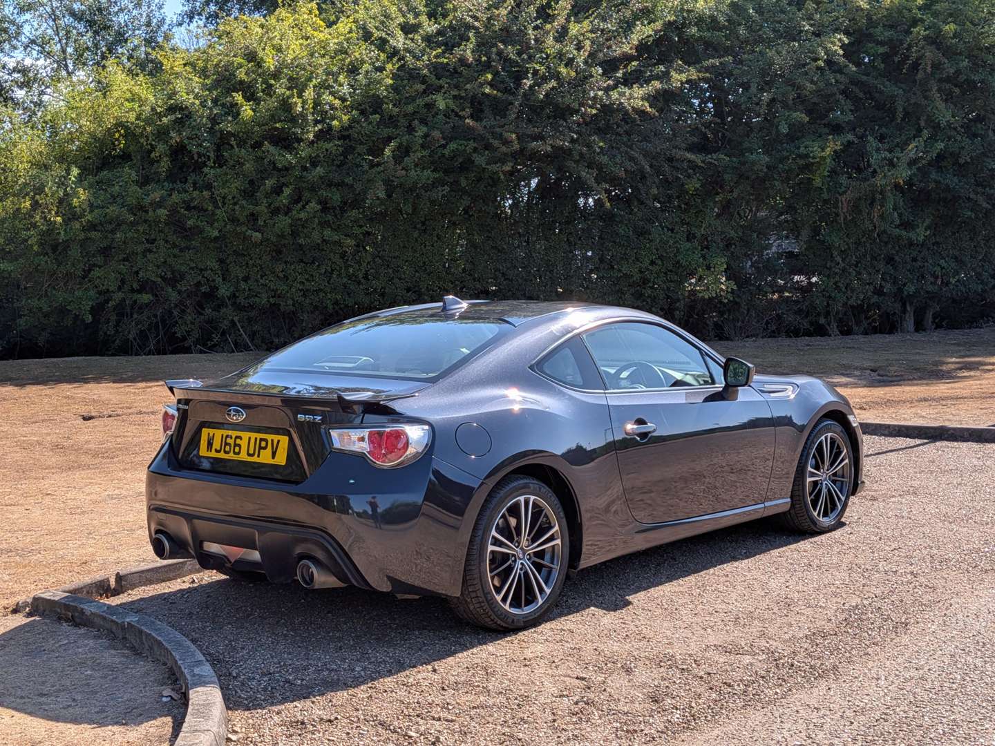 <p>2016 SUBARU BRZ I SE LUX</p>