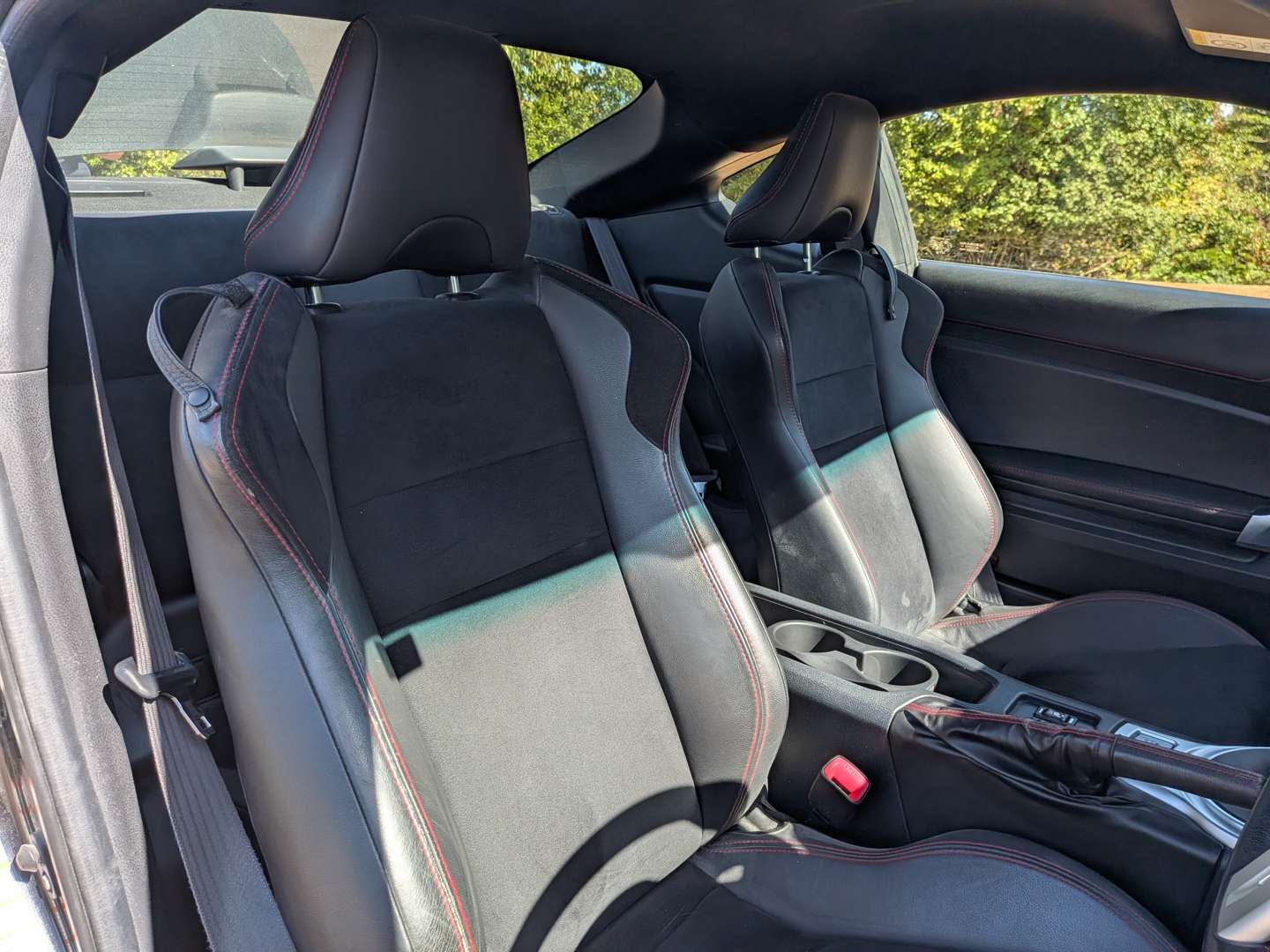 <p>2016 SUBARU BRZ I SE LUX</p>
