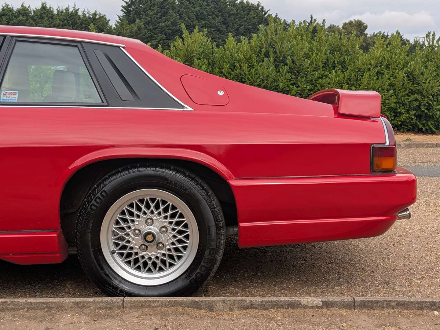 <p>1989 JAGUAR XJS 3.6 MANUAL</p>