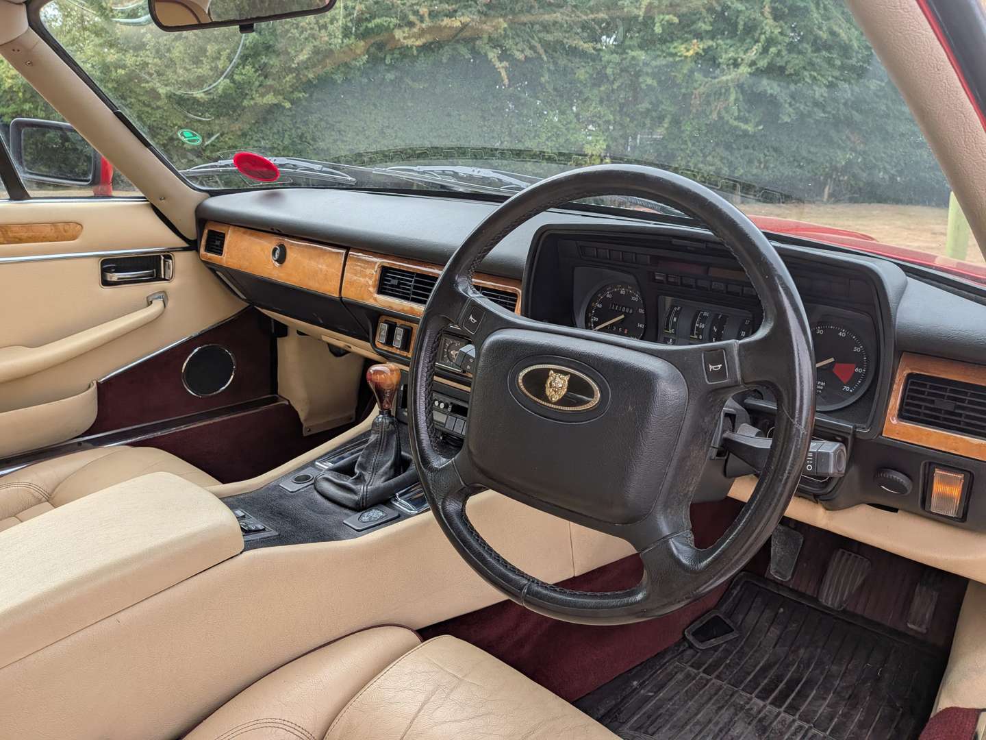 <p>1989 JAGUAR XJS 3.6 MANUAL</p>
