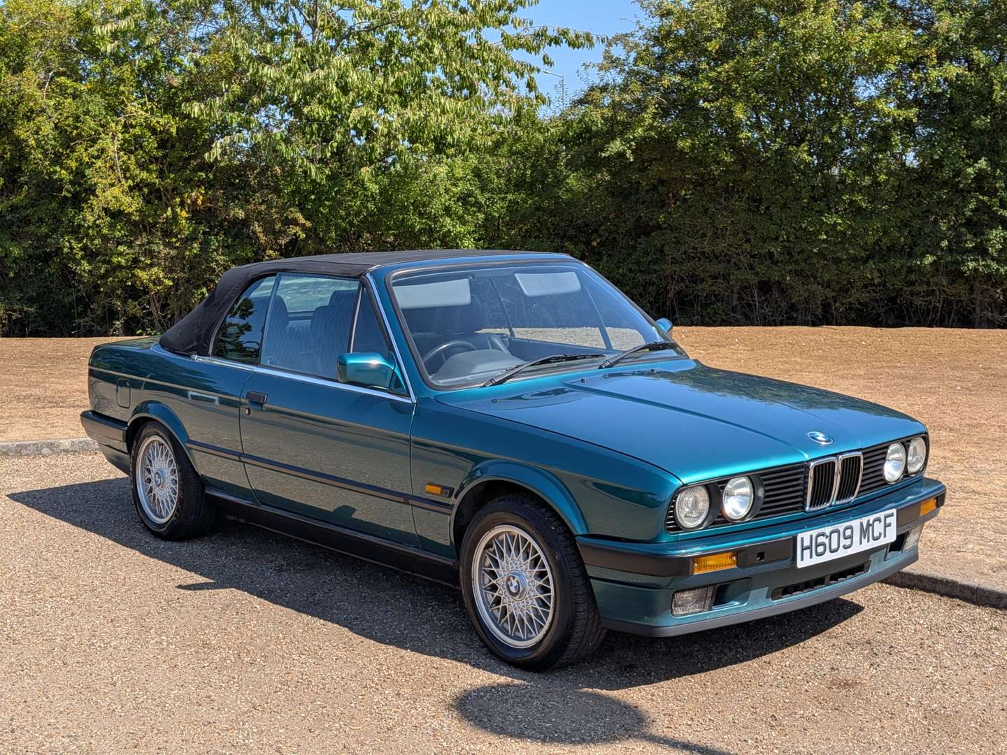 <p>1991 BMW 325I E30 CABRIOLET</p>