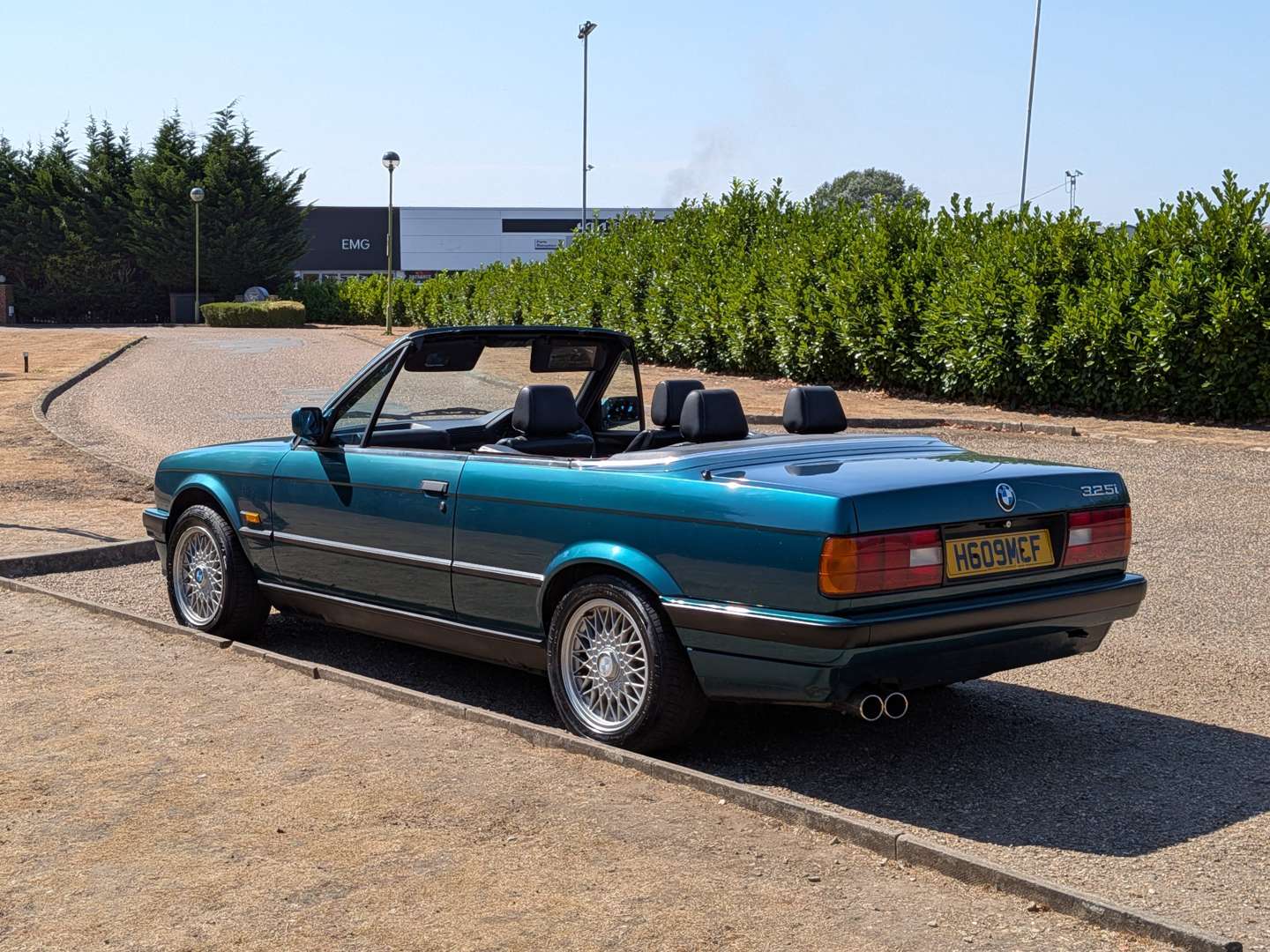 <p>1991 BMW 325I E30 CABRIOLET</p>