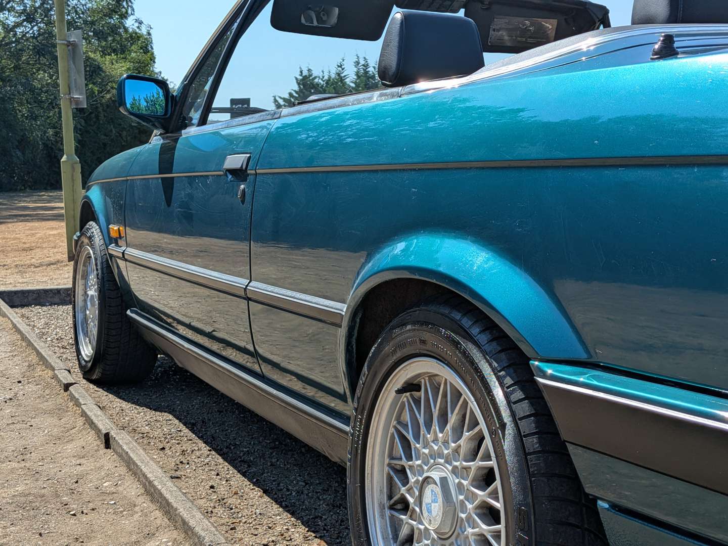 <p>1991 BMW 325I E30 CABRIOLET</p>