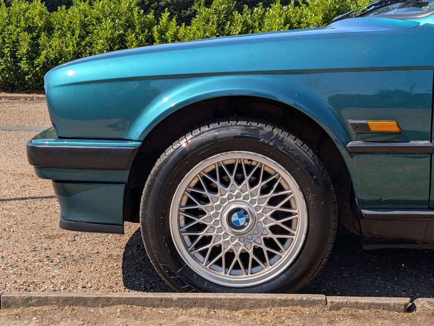 <p>1991 BMW 325I E30 CABRIOLET</p>
