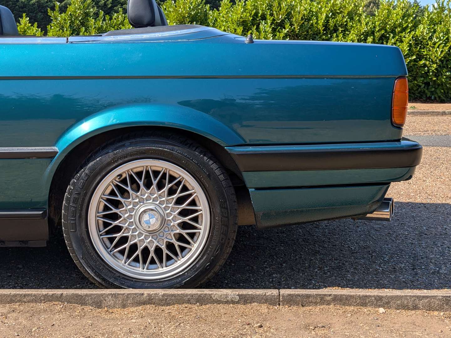 <p>1991 BMW 325I E30 CABRIOLET</p>