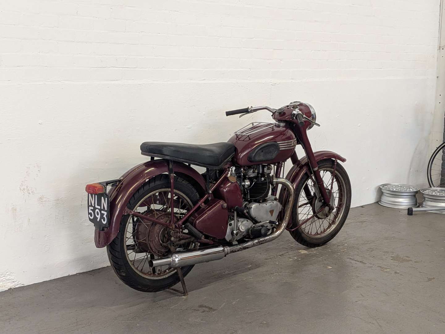 <p>1947 TRIUMPH SPEEDTWIN</p>