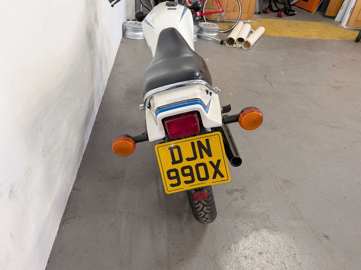 <p>1982 YAMAHA RD 125 LC</p>