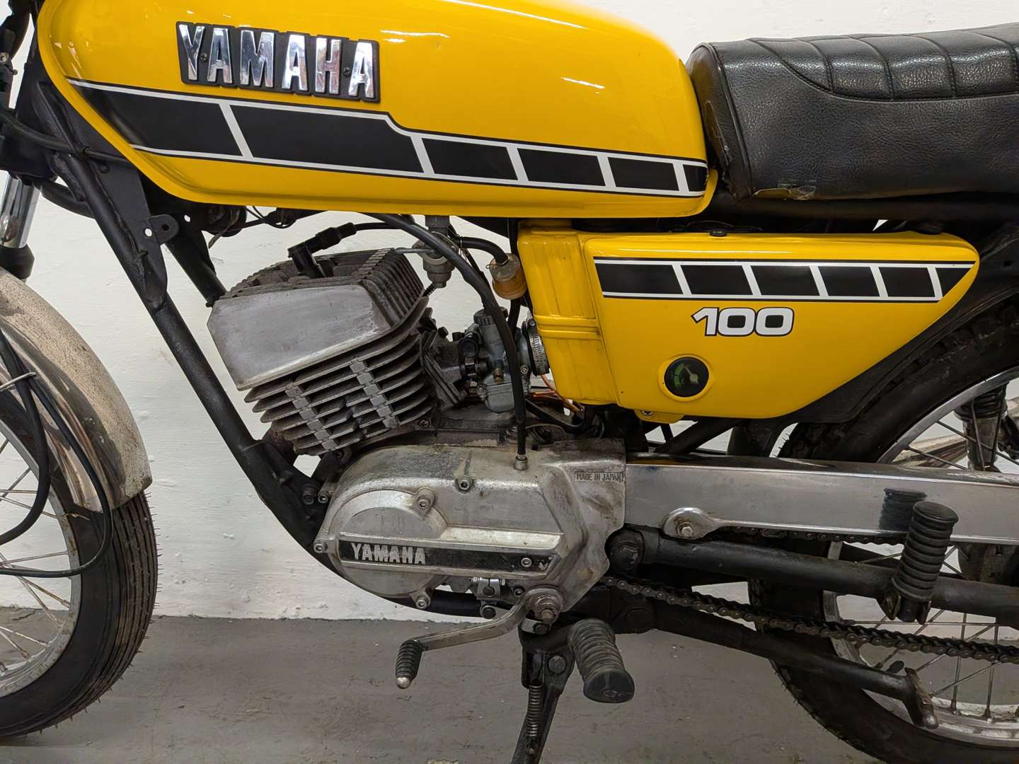<p>1977 YAMAHA RS100</p>