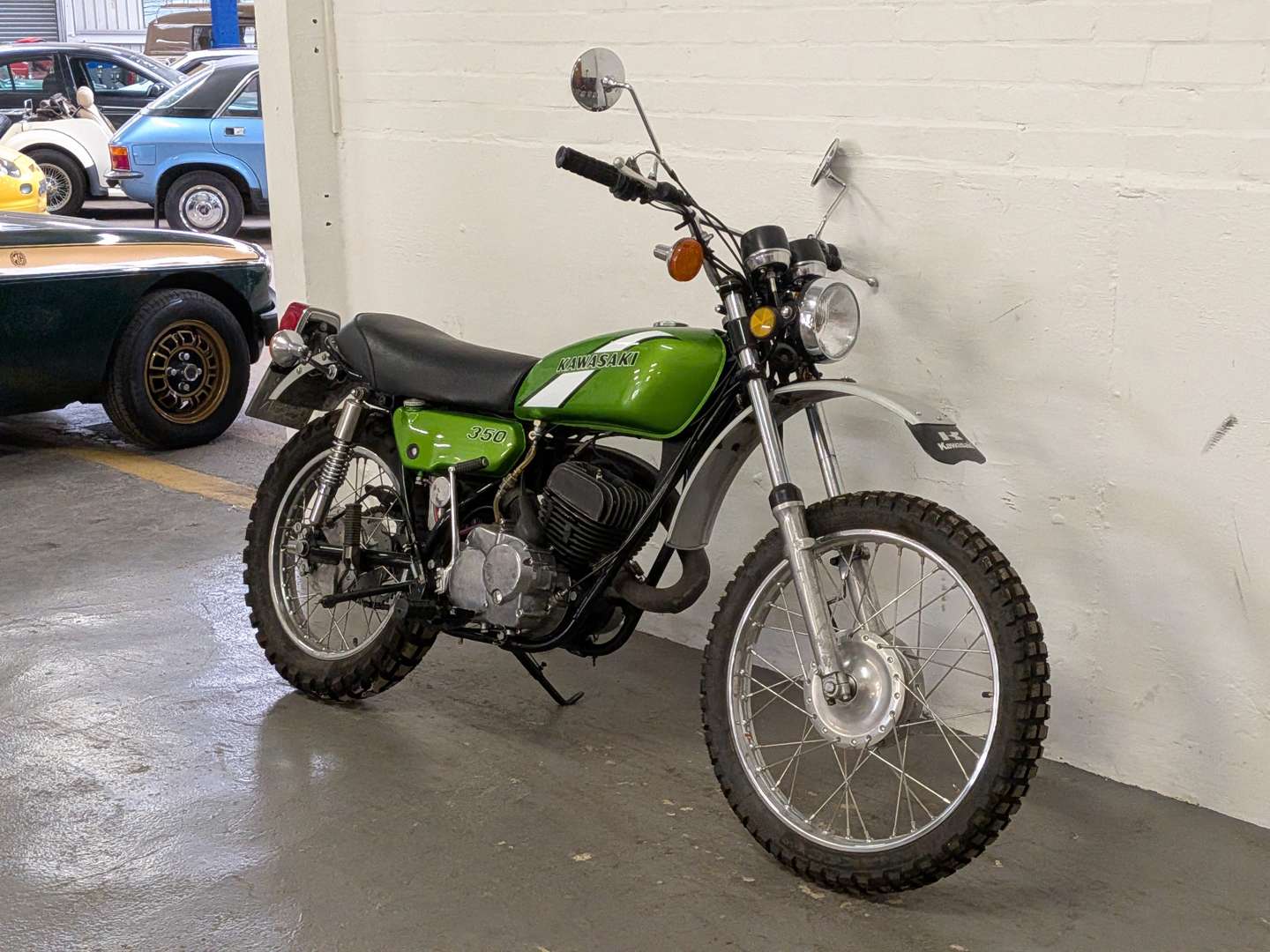 <p>1975 KAWASAKI BIG HORN 350</p>