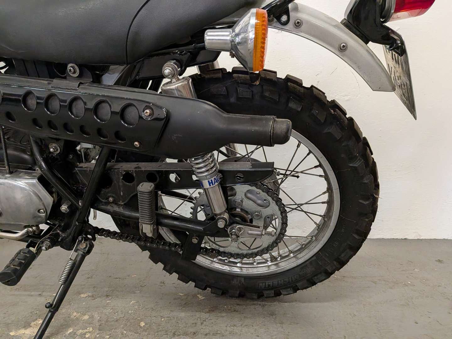 <p>1975 KAWASAKI BIG HORN 350</p>
