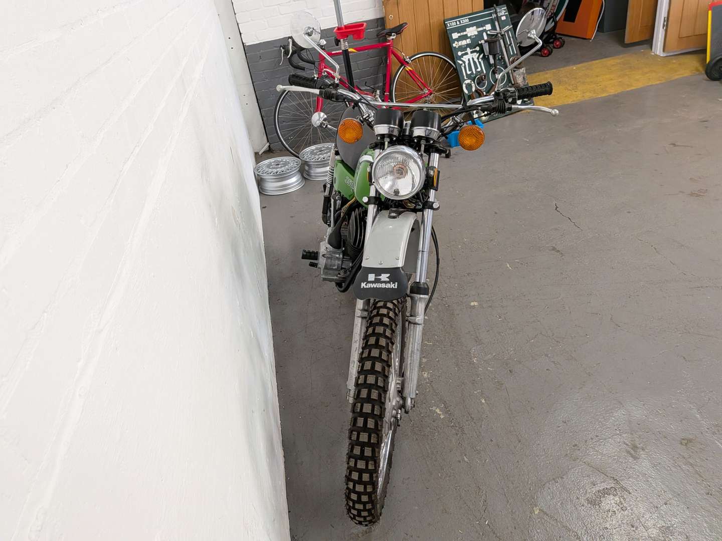 <p>1975 KAWASAKI BIG HORN 350</p>