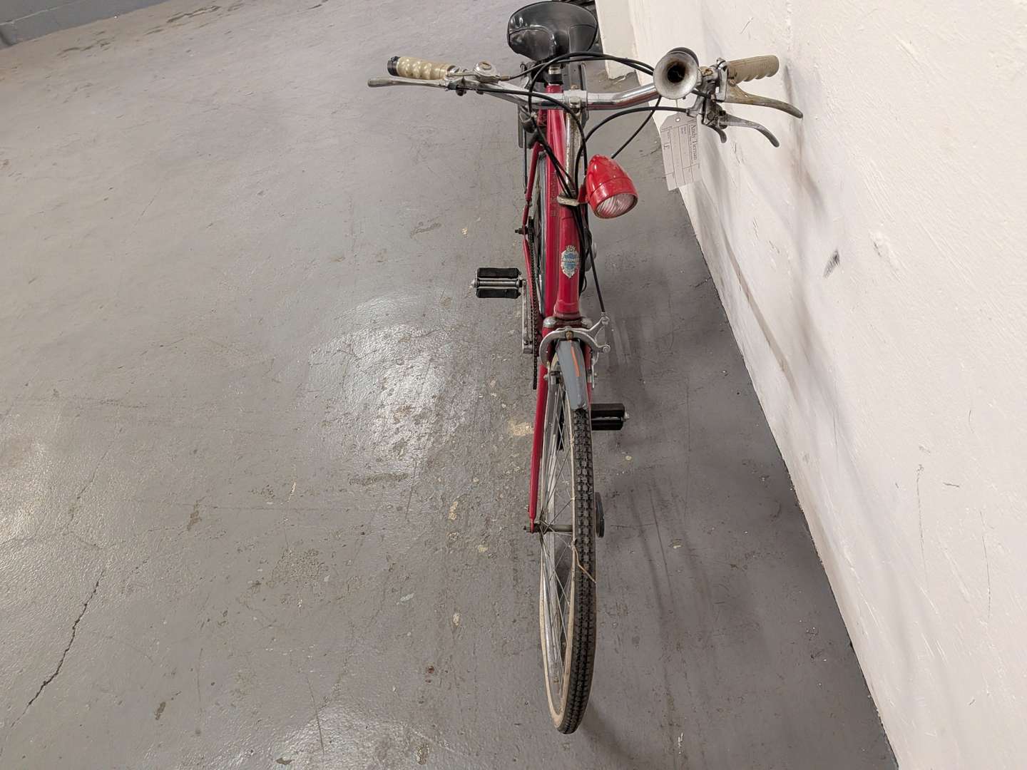 <p>1956 BSA WINGED WHEEL 35CC FITTED TO A TRIUMPH BICYCLE</p>