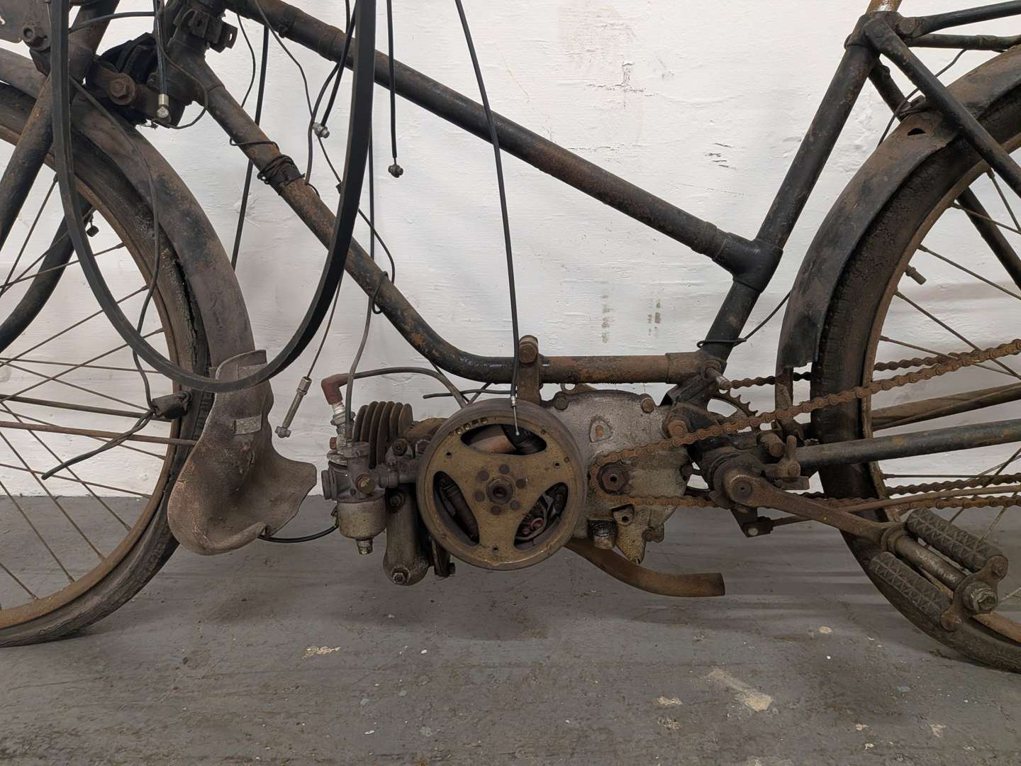<p>EXCELSIOR AUTOBYK</p>