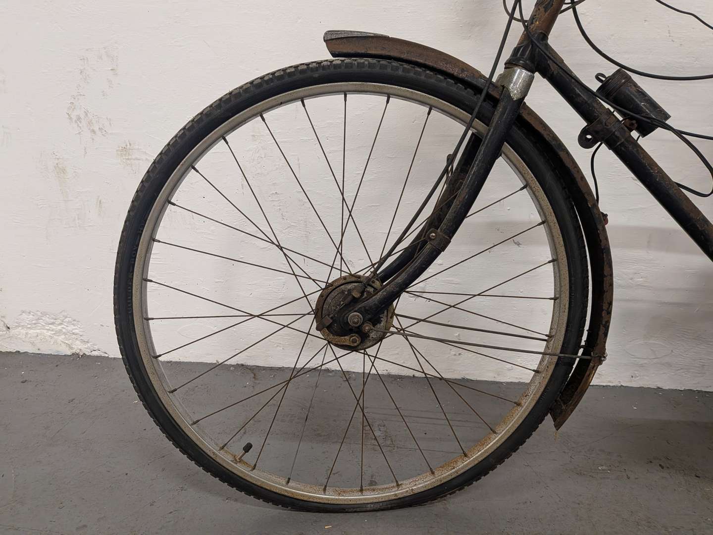 <p>1955 CYCLAID</p>