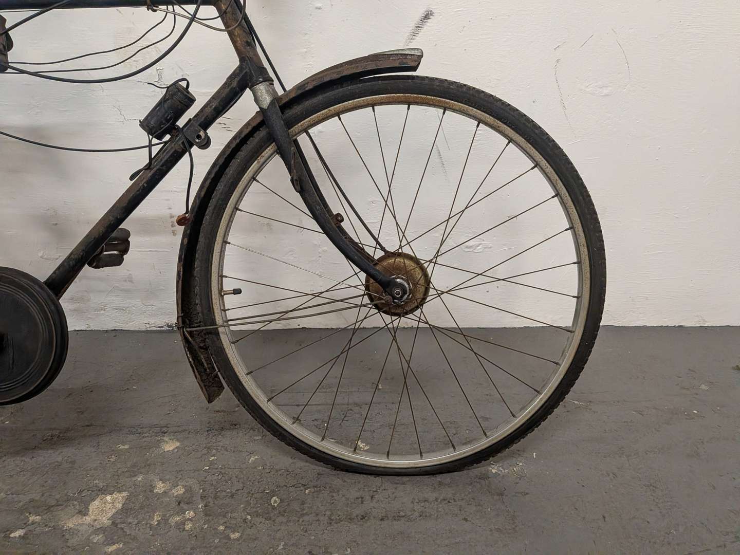 <p>1955 CYCLAID</p>