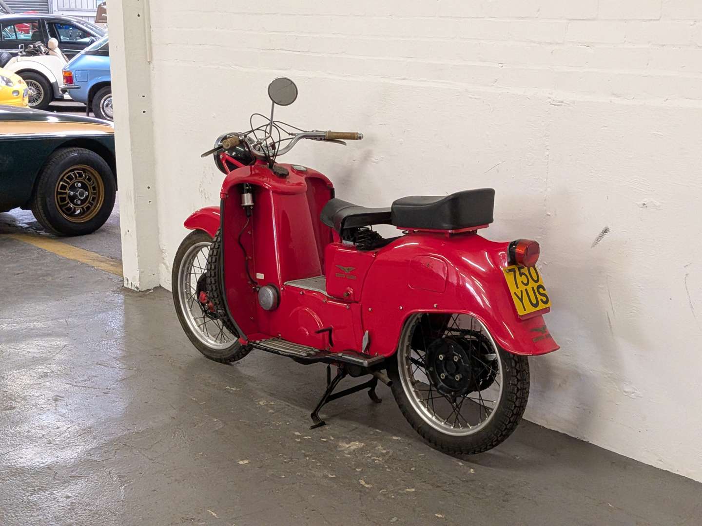 <p>1959 MOTO GUZZI 192CC</p>
