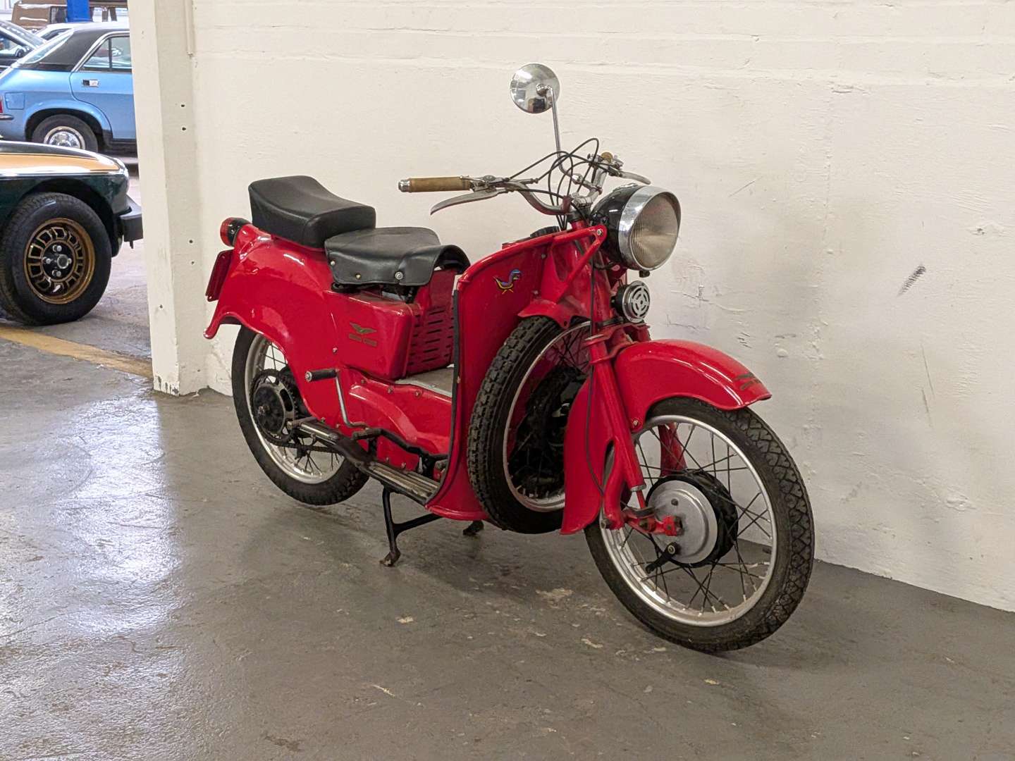 <p>1959 MOTO GUZZI 192CC</p>