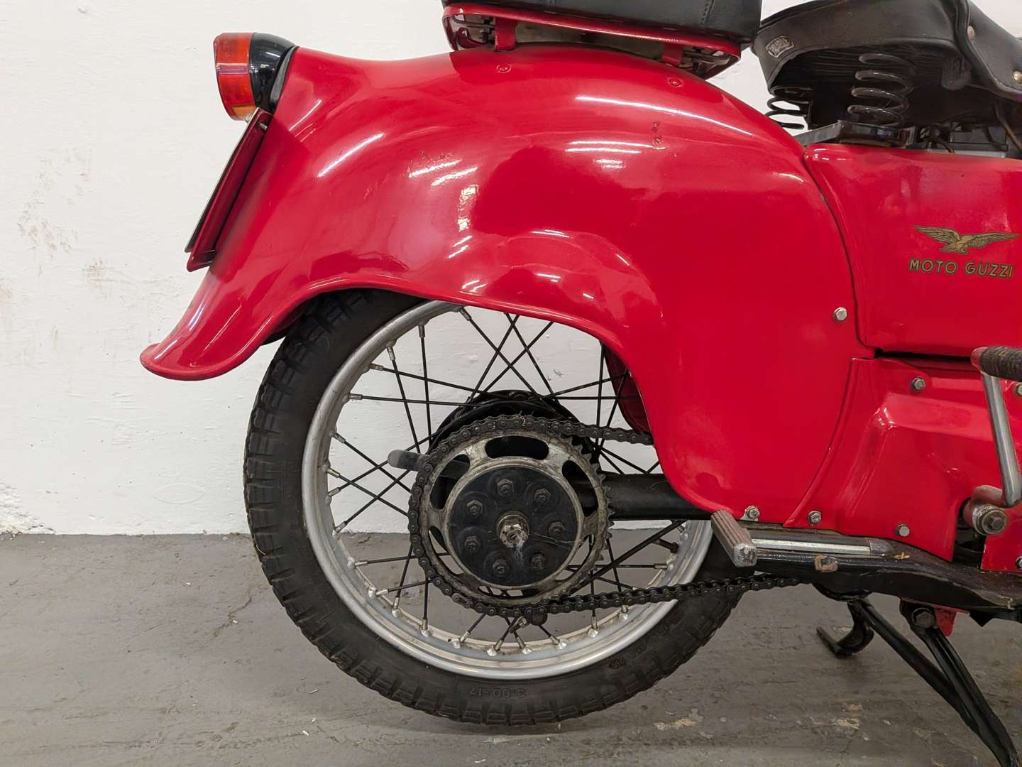 <p>1959 MOTO GUZZI 192CC</p>