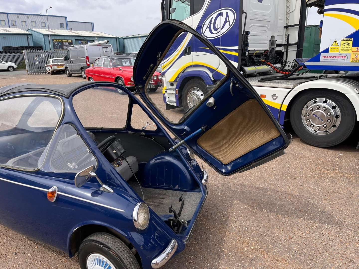 <p>1964 TROJAN HEINKEL</p>