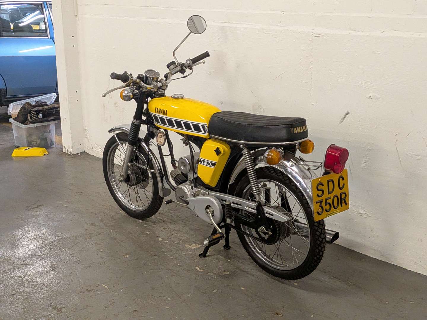 <p>1977 YAMAHA FS1E</p>