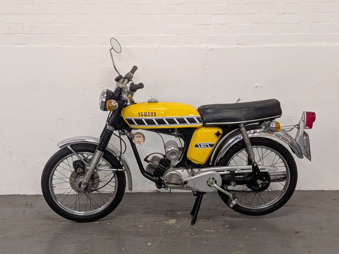 <p>1977 YAMAHA FS1E</p>