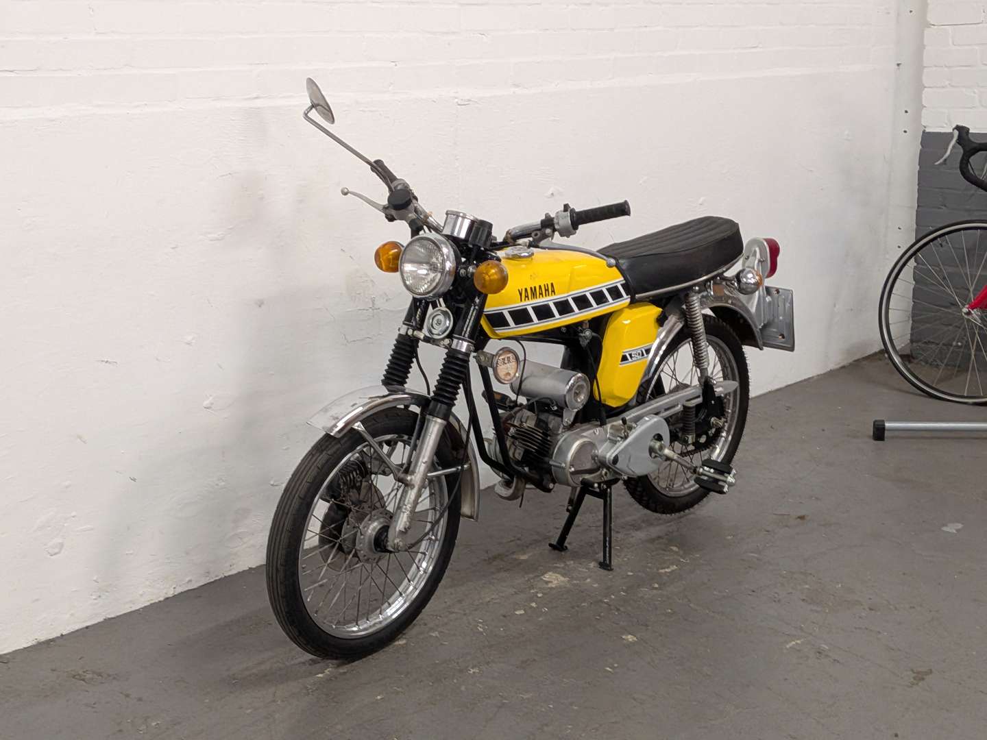 <p>1977 YAMAHA FS1E</p>