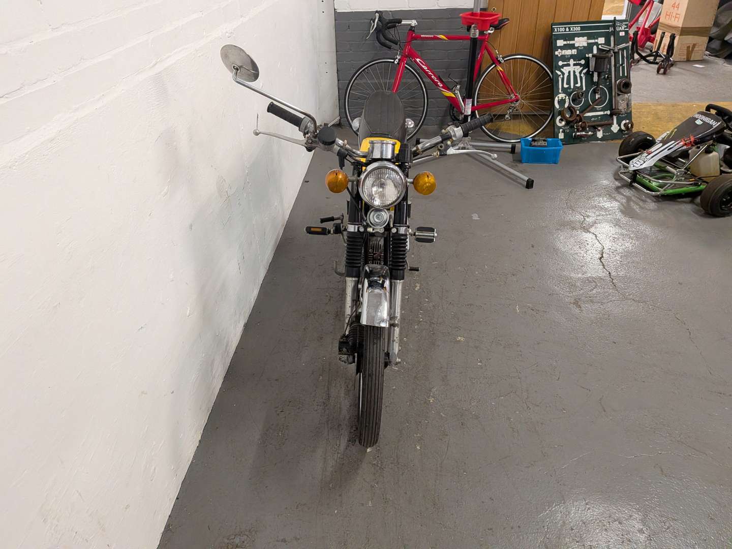 <p>1977 YAMAHA FS1E</p>