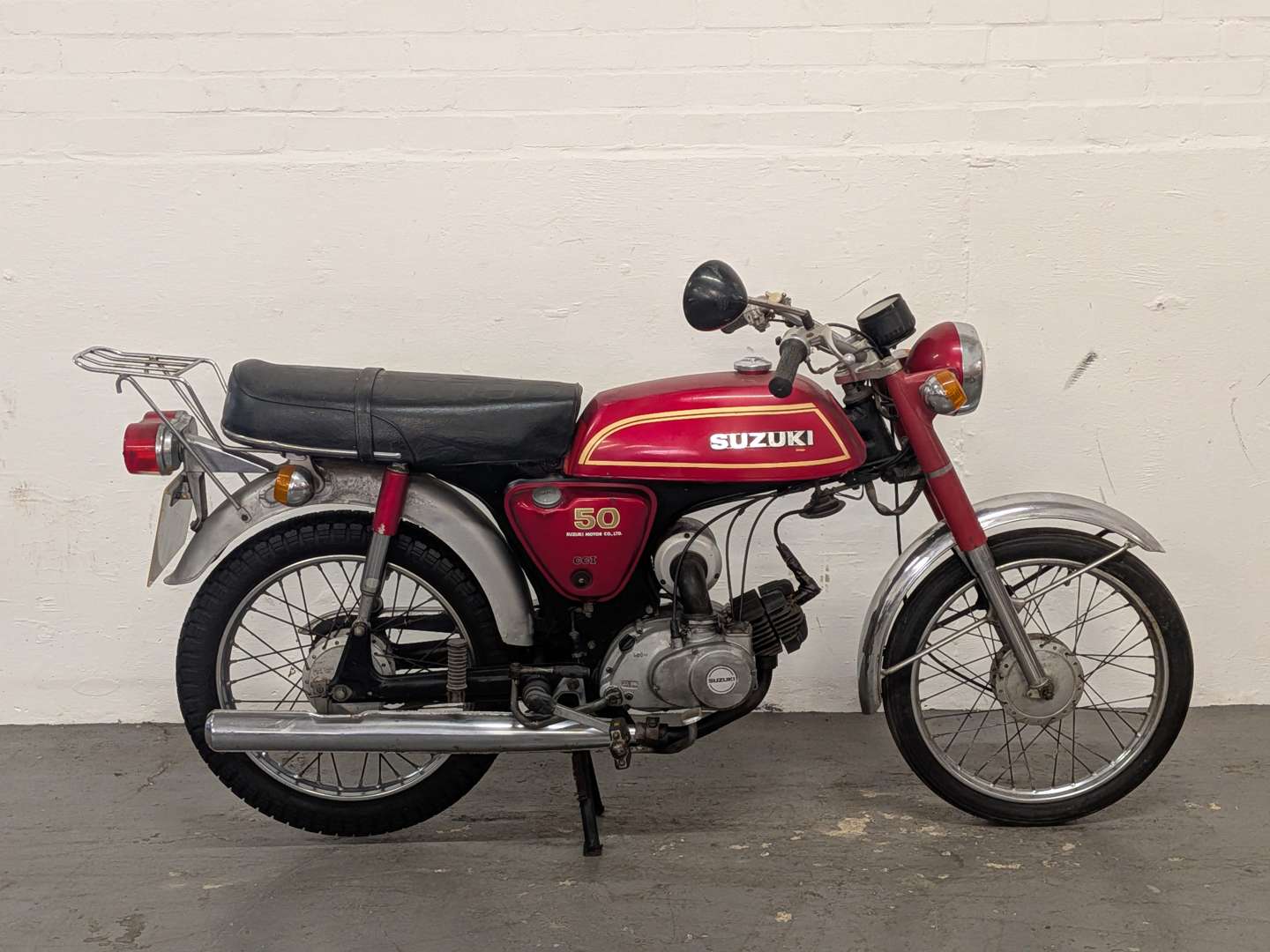 <p>1977 SUZUKI AP50</p>