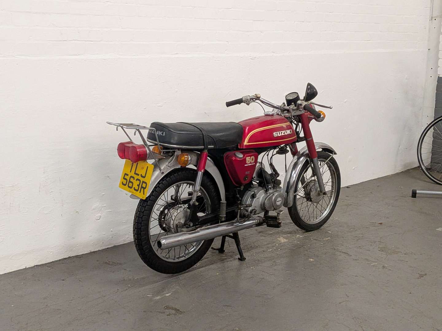 <p>1977 SUZUKI AP50</p>